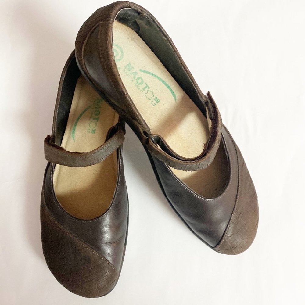Naot Brown Leather Mary Jane Flat Size 7